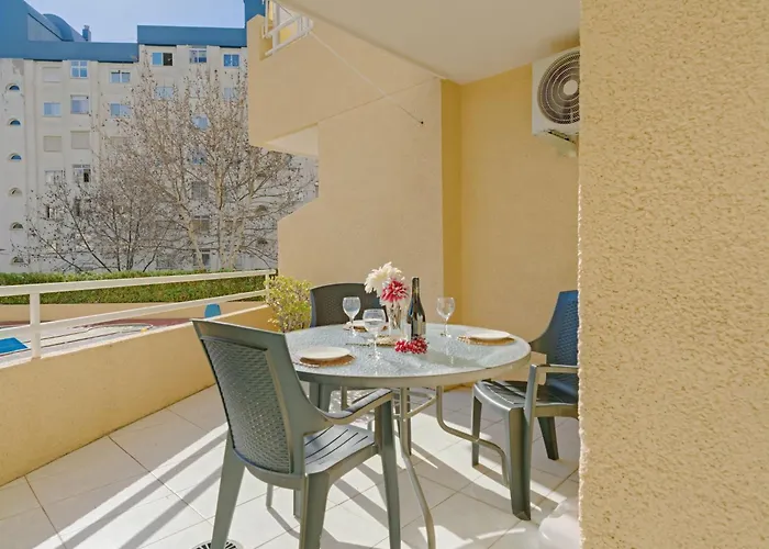 Apolo Vii-2 By Interhome *